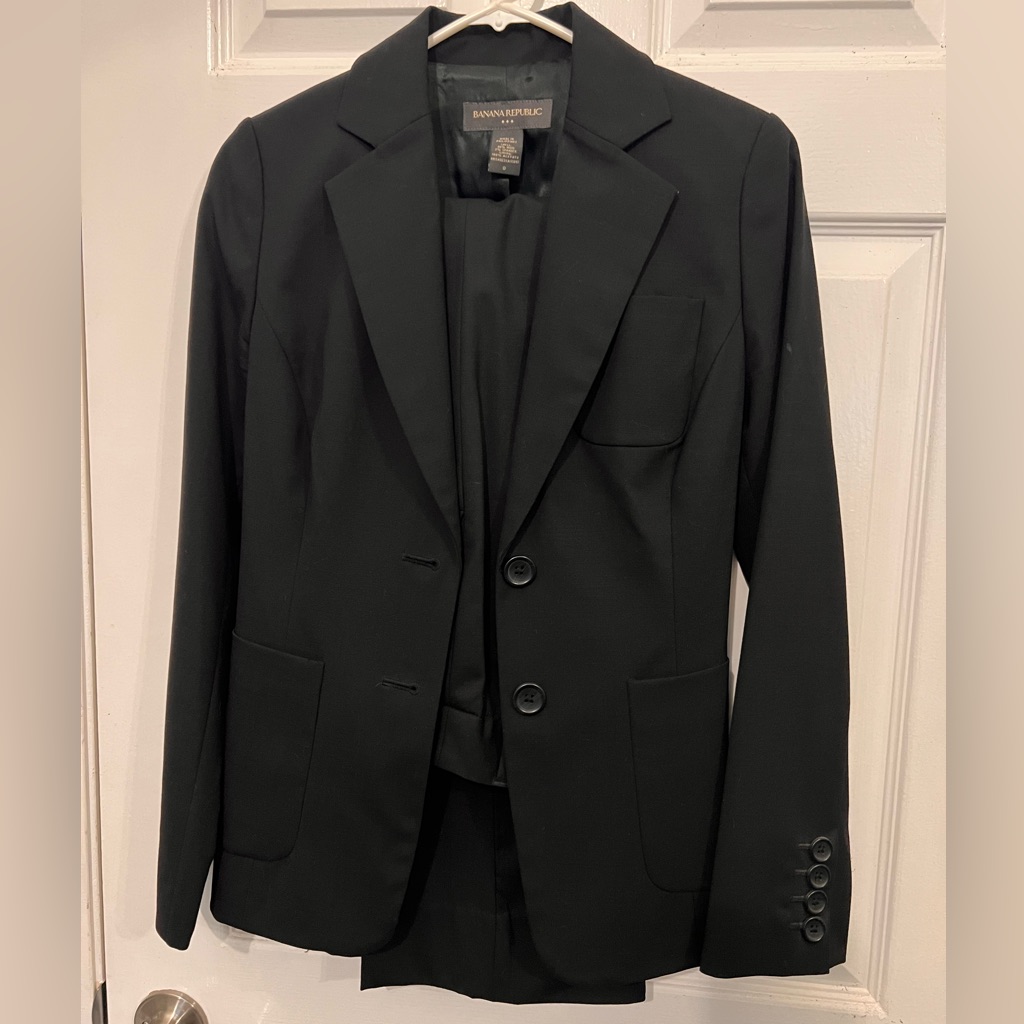 Banana Republic 2 Piece Suit